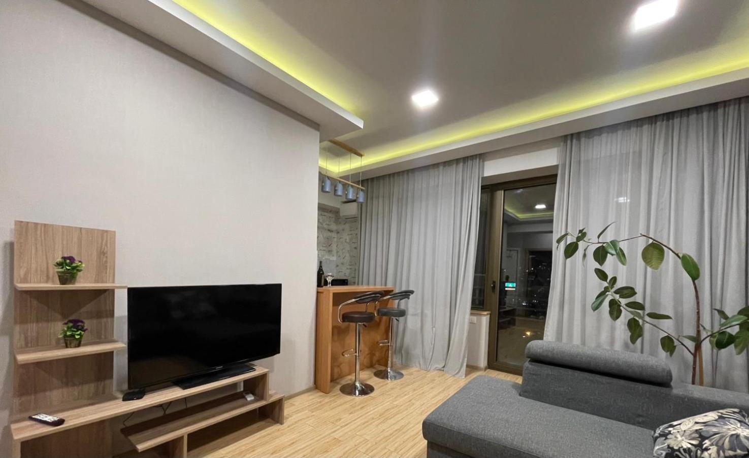 Veranda Tiflis Dış mekan fotoğraf