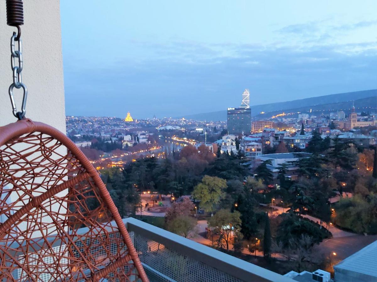 Veranda Tiflis Dış mekan fotoğraf