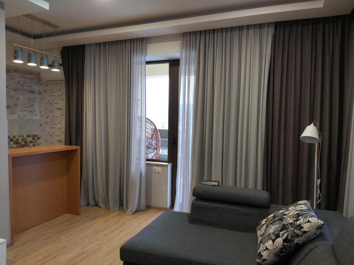 Veranda Tiflis Dış mekan fotoğraf